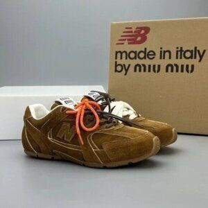 Miu Miu Men's Brown Sneakers